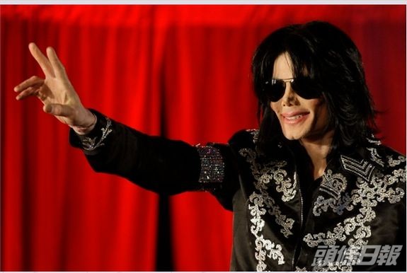 MJ是流行樂天王，雖然已離世，但對世界影響深遠。